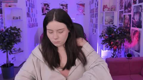 Snapshot of coralinekeyns chatting on 10/20/25, 06:14 little girl who is always right or Coraline online show from 10/20/25, 06:14