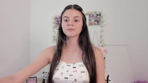 Snapshot of coralinexxx07 chatting on 07/16/26, 03:23 Coraline uwu Bienvenidos al dulce mundo de Coraline Hola amores soy Coraline Una chica tierna juguetona online show from 07/16/26, 03:23