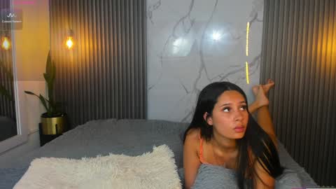 C O R A L  C A L I O P E   online show from 12/20/24, 08:34