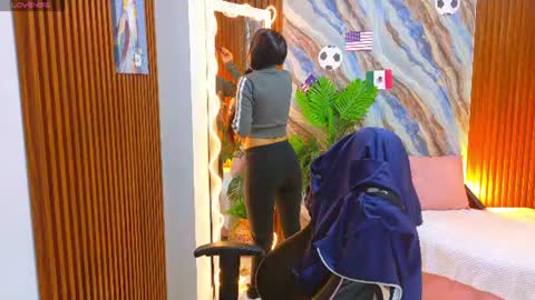 corall_tay1 online show from 07/10/26, 11:46