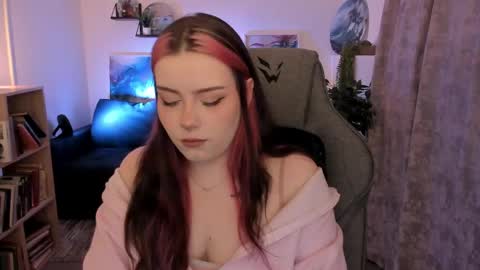 Snapshot of coramiel chatting on 05/05/26, 05:37 little girl who is always right or just Cora online show from 05/05/26, 05:37