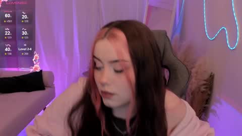 Snapshot of coramiel chatting on 05/27/26, 05:59 little girl who is always right or just Cora online show from 05/27/26, 05:59