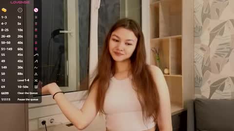 Leya online show from 11/09/25, 01:26