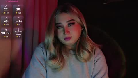 corefinder_xx online show from 11/01/25, 03:08