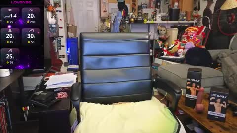 CoreyNiles96 online show from 10/18/25, 01:52