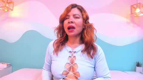 corina_taylor12 online show from 06/23/26, 12:36