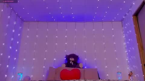 Corin Soto online show from 12/05/24, 01:06