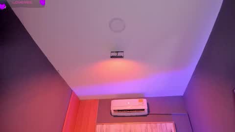 Snapshot of corinnah chatting on 11/25/25, 12:16 Cori online show from 11/25/25, 12:16