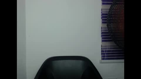 Snapshot of cornxcunt chatting on 10/04/25, 06:39 cornxcunt online show from 10/04/25, 06:39