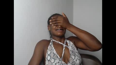 Snapshot of cornxslut chatting on 11/01/25, 12:12 cornxslut online show from 11/01/25, 12:12