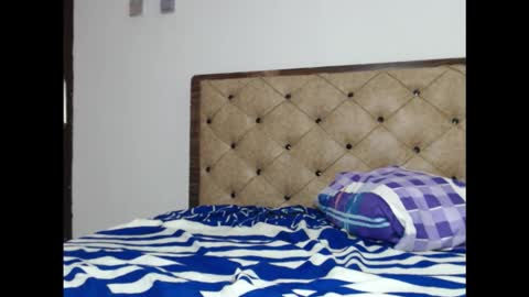 Snapshot of cornxslut chatting on 11/30/25, 04:22 cornxslut online show from 11/30/25, 04:22