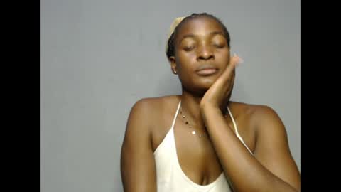 Snapshot of cornxslut chatting on 03/22/26, 03:04 cornxslut online show from 03/22/26, 03:04