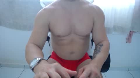 Snapshot of corolaxxl chatting on 10/02/25, 04:03 corolaxxl online show from 10/02/25, 04:03