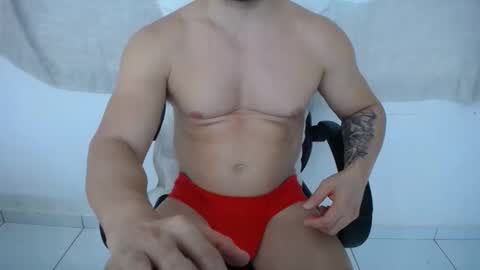 Snapshot of corolaxxl chatting on 10/05/25, 09:34 corolaxxl online show from 10/05/25, 09:34