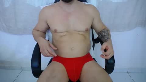 Snapshot of corolaxxl chatting on 10/28/25, 02:04 corolaxxl online show from 10/28/25, 02:04