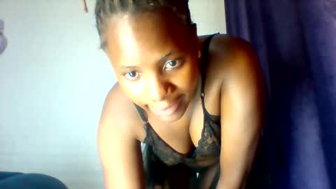 Snapshot of cortezblue chatting on 01/06/26, 09:13 blue online show from 01/06/26, 09:13