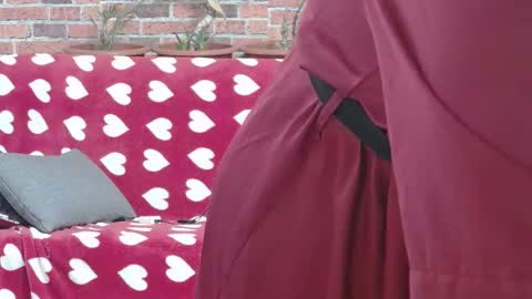 Elisa online show from 02/15/25, 08:33