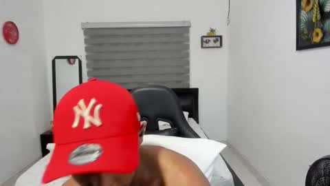 Snapshot of corzoethan chatting on 11/27/25, 10:12 Ethan online show from 11/27/25, 10:12