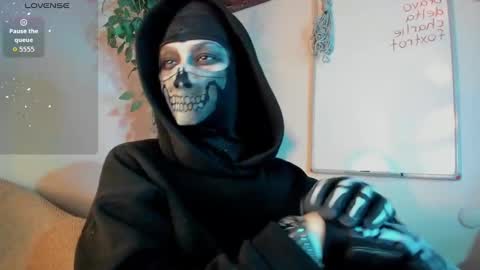 Snapshot of cos_operator chatting on 10/30/25, 07:14 cos_operator online show from 10/30/25, 07:14