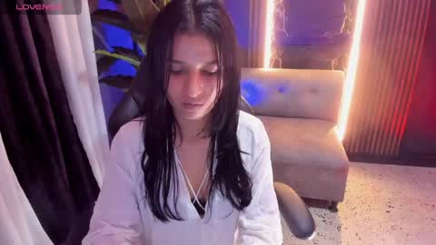 Snapshot of cositarika__ chatting on 06/03/26, 01:46 Lunita online show from 06/03/26, 01:46