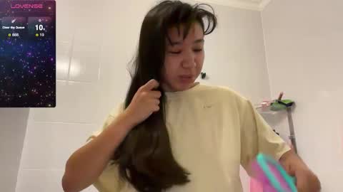 Snapshot of cosmo_pussy chatting on 11/02/25, 07:55 Lina online show from 11/02/25, 07:55