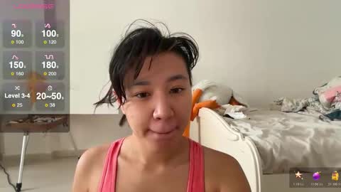 Snapshot of cosmo_pussy chatting on 12/15/25, 09:35 Lina online show from 12/15/25, 09:35