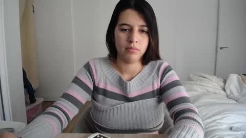 Snapshot of costantine_helena24 chatting on 01/08/25, 01:31 costantine helena24 online show from 01/08/25, 01:31