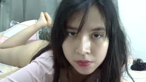 Liz Gwyneth Charlota online show from 05/18/26, 04:24
