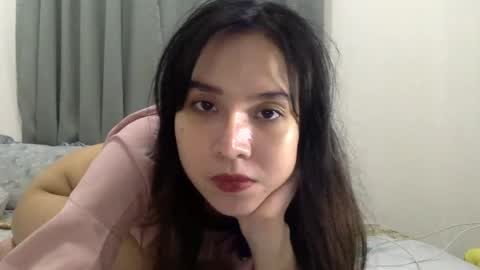 Liz Gwyneth Charlota online show from 06/19/26, 03:05