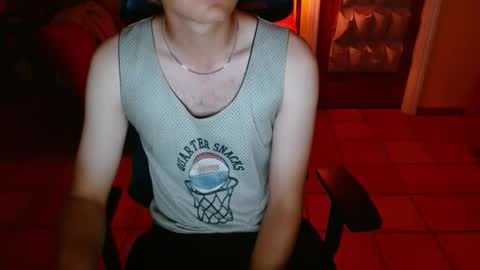 Snapshot of couldbesleeping chatting on 11/16/25, 08:53 couldbe online show from 11/16/25, 08:53