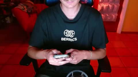 Snapshot of couldbesleeping chatting on 11/23/25, 07:08 couldbe online show from 11/23/25, 07:08