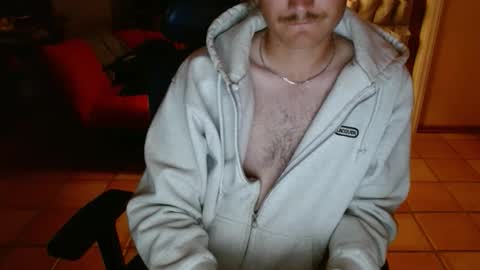 Snapshot of couldbesleeping chatting on 12/04/25, 08:45 couldbe online show from 12/04/25, 08:45