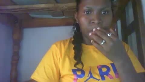 couleur_vanille online show from 02/04/25, 11:05