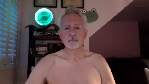 Snapshot of count_of_monte_christo chatting on 08/04/26, 10:51 count_of_monte_christo online show from 08/04/26, 10:51