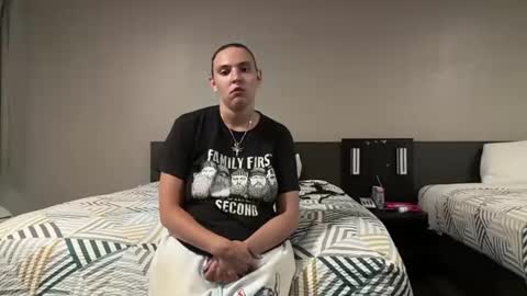 Alaskawildcouple online show from 05/18/26, 06:08