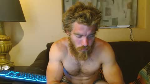 Snapshot of couplaloverz chatting on 09/18/25, 05:09 Tony online show from 09/18/25, 05:09