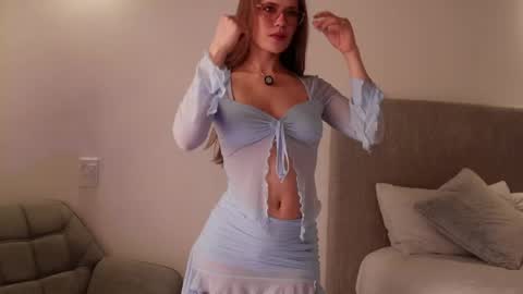 Snapshot of couple_of_your_dreams_ chatting on 05/16/26, 11:20 Kay online show from 05/16/26, 11:20