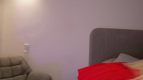 Kay online show from 06/24/26, 11:20