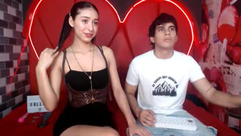 Snapshot of couple_sexxy7 chatting on 10/04/25, 07:56 MIA LIZ AND SAM online show from 10/04/25, 07:56