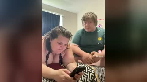 Amanda and Shawn online show from 06/16/26, 03:47