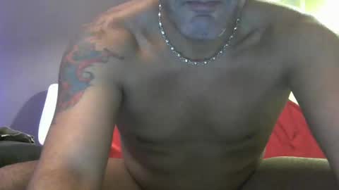 Snapshot of couplehootxxx chatting on 11/03/25, 03:46 julia and don online show from 11/03/25, 03:46