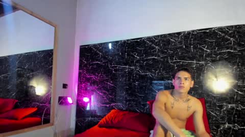 Couplehot  1 online show from 01/08/25, 03:08