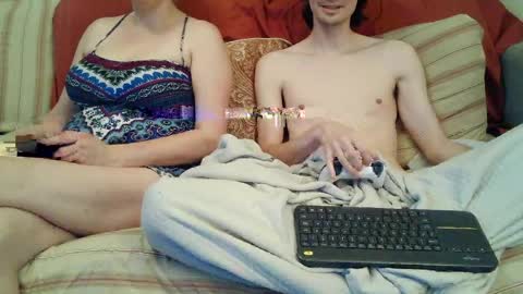 Snapshot of couplekake chatting on 04/29/26, 11:11 CoupleKake online show from 04/29/26, 11:11