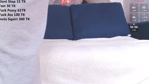 Snapshot of couplelove543 chatting on 09/22/25, 12:51 Couplelove online show from 09/22/25, 12:51