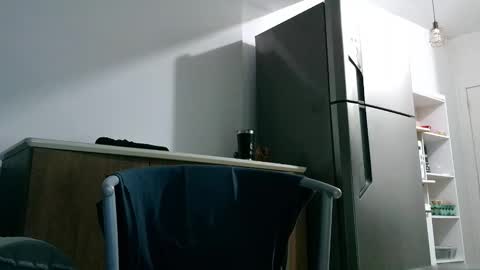 Snapshot of couplemuscle40 chatting on 10/06/25, 11:24 couplemuscle40 online show from 10/06/25, 11:24