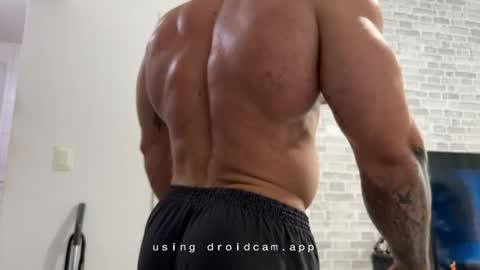 couplemuscle40 online show from 02/18/26, 02:46