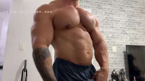 couplemuscle40 online show from 02/19/26, 05:31