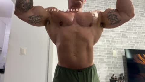 couplemuscle40 online show from 06/02/26, 02:41