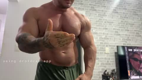 couplemuscle40 online show from 06/25/26, 01:15