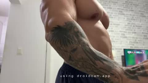 couplemuscle40 online show from 07/06/26, 01:46